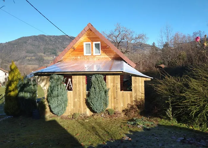 Chalet Le *